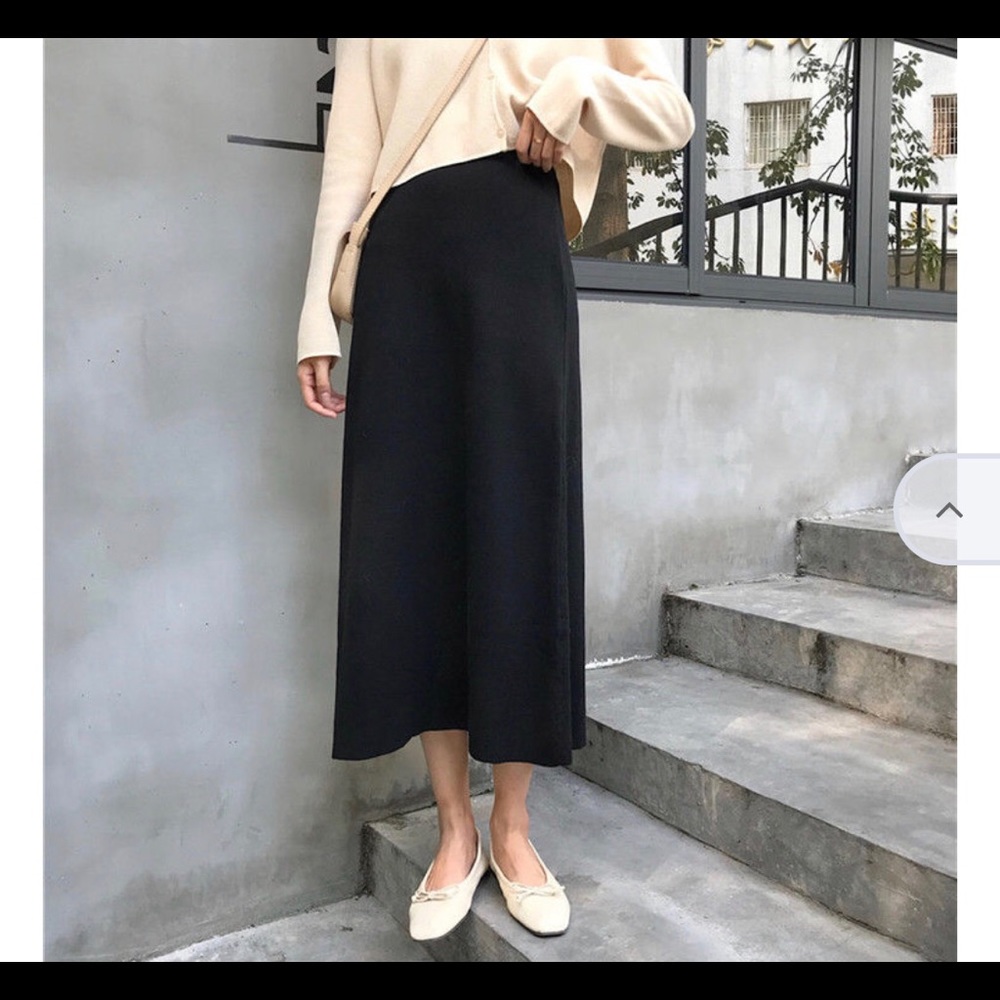 Skirt - Picture 4 of 5